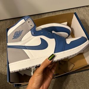 Air Jordan 1’s “True Blue”